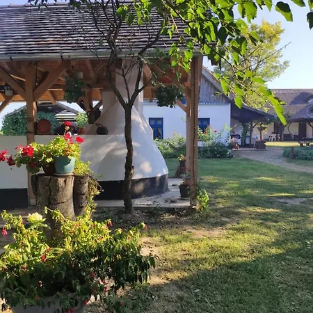 Farma Roka's- Farm Supljak